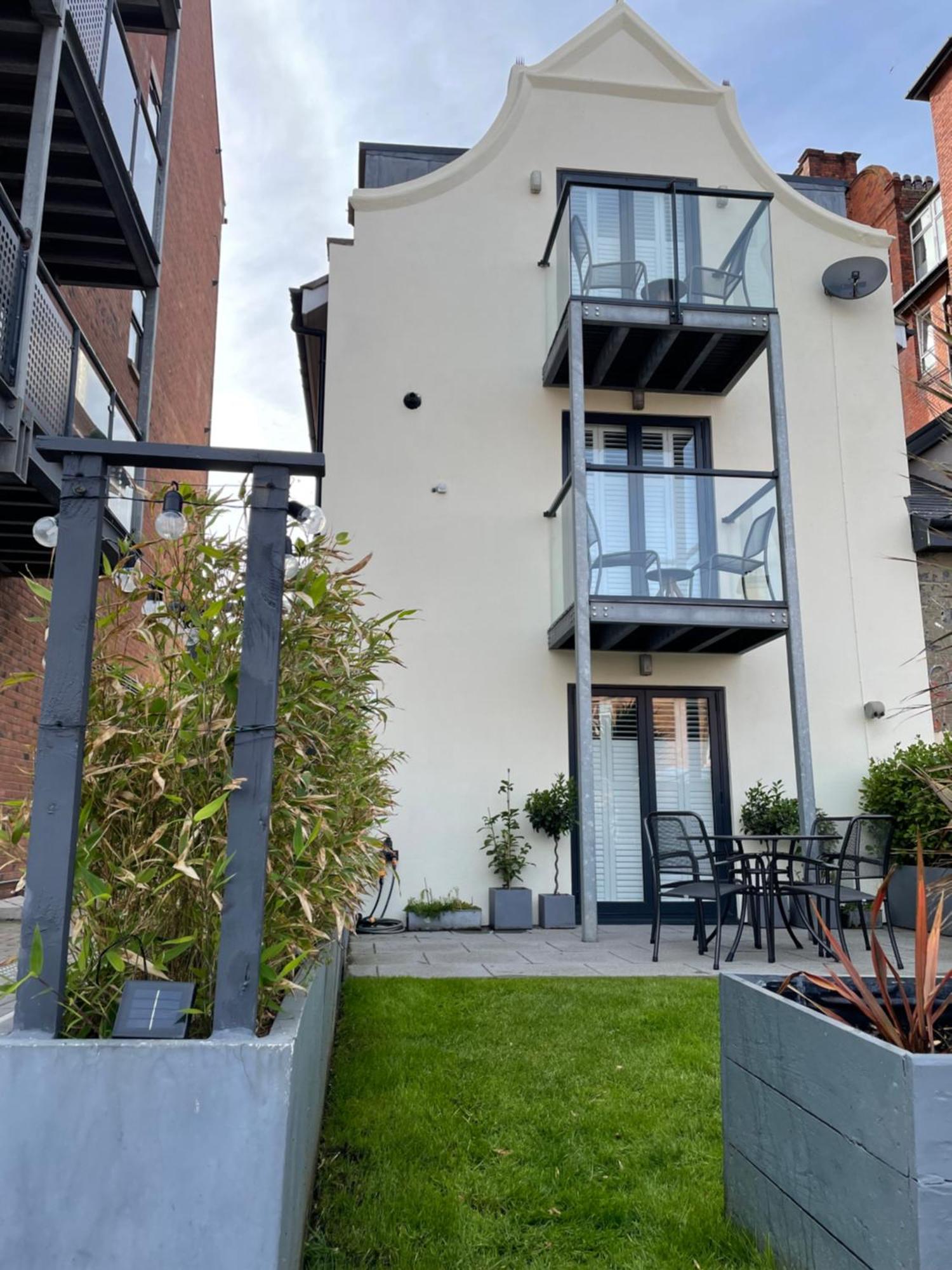 Retro Retreat, Sea View, Free Parking & Ev Plug-In Villa Уитби Екстериор снимка