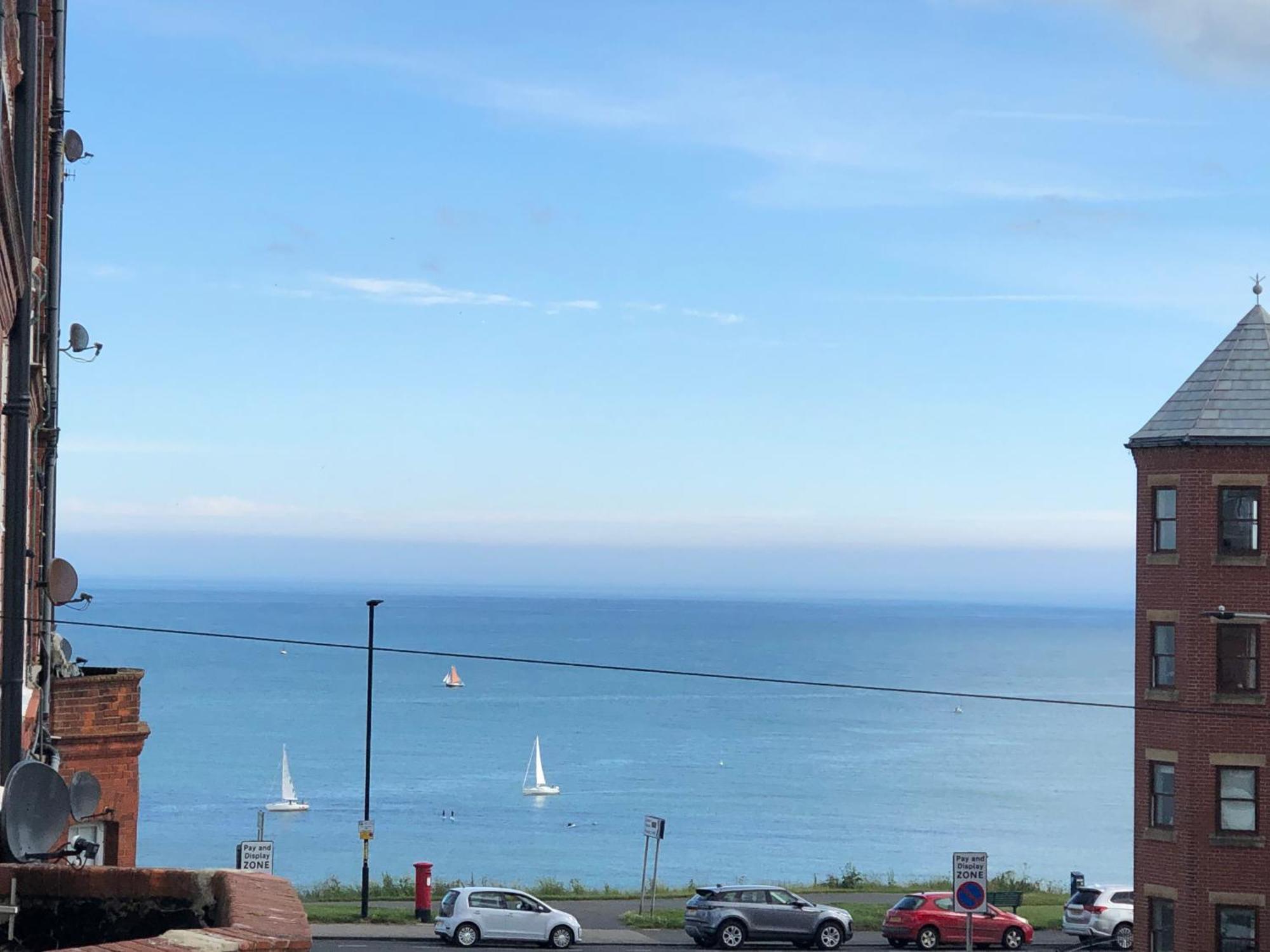 Retro Retreat, Sea View, Free Parking & Ev Plug-In Villa Уитби Екстериор снимка